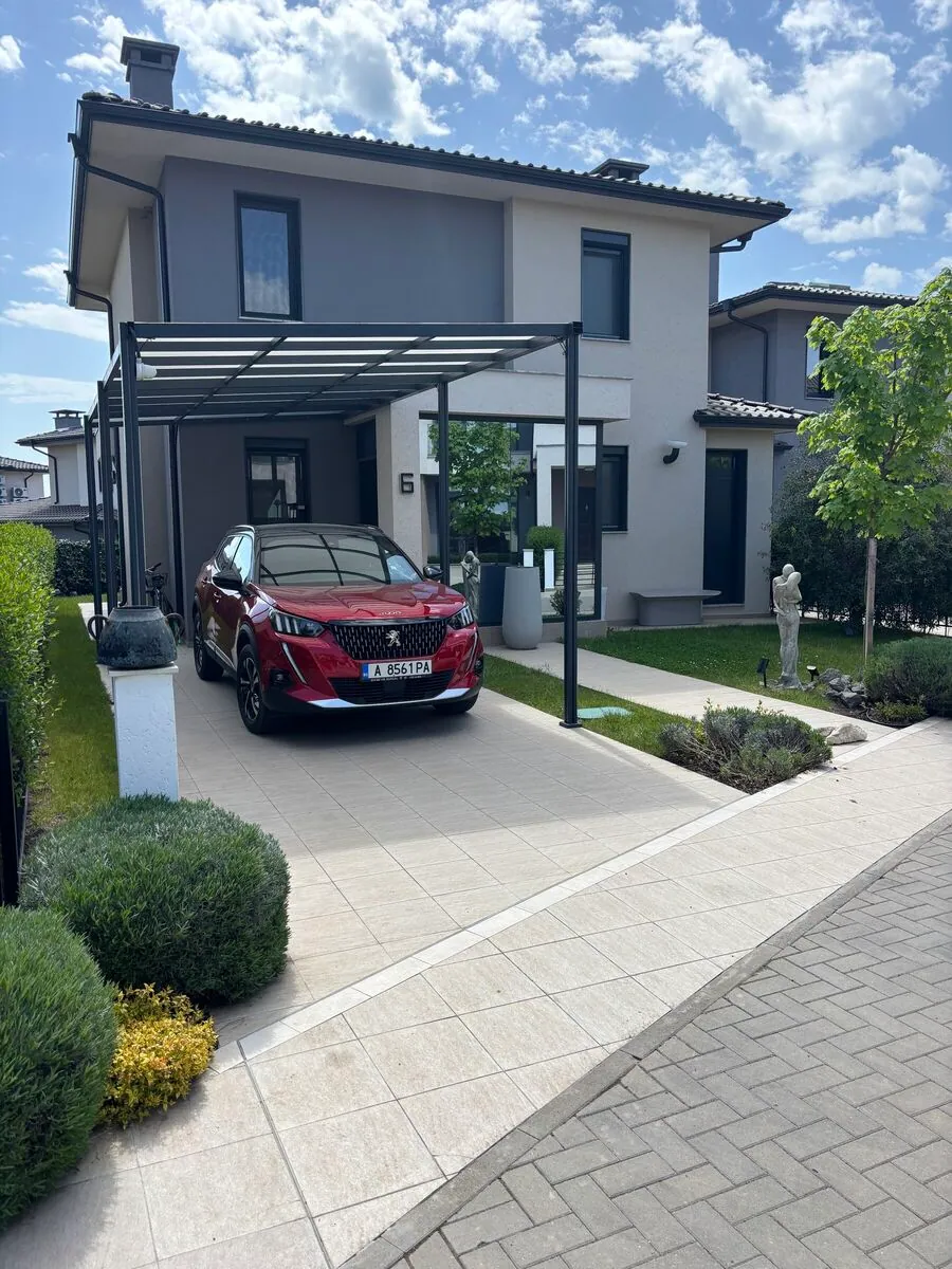 Resale villa with 132 m² of living space in Victoria Residenz, Pomorie