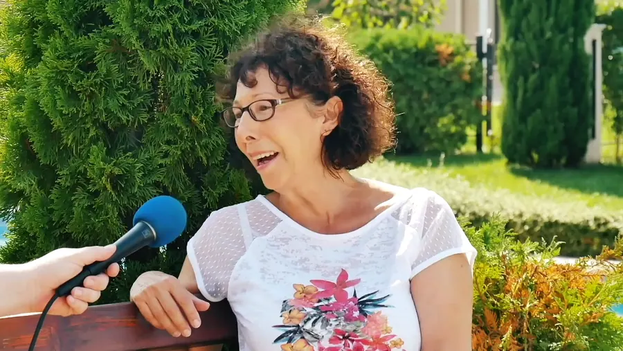 Videostimme eines Käufers der Prime Residenz
